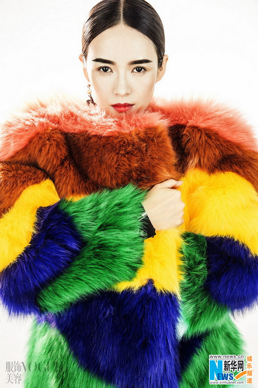 Актриса Чжан Цзыи на обложках журнала (4 фото)