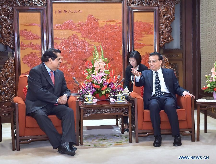 Ли Кэцян встретился с главой Нового банка развития БРИКС