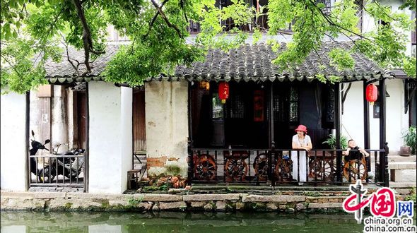 Сельская жизнь в древнем поселке Чжоучжуан провинции Чжэцзян