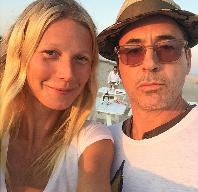 Селфи звезд - Гвинет Пэлтроу и Роберт Дауни-младший