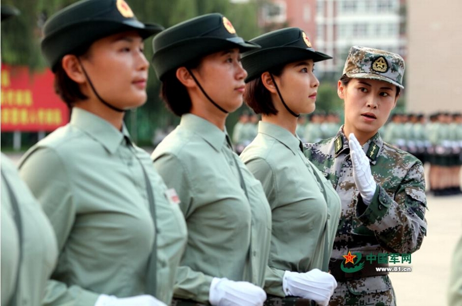 Все участвующие девушки являются студентками военно-медицинского института им. Бетьюна