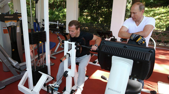 Путин и Медведев провели совместную тренировку в Сочи 