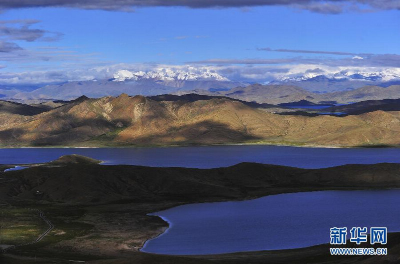 Тибетское озеро Янху с высоты птичьего полета 