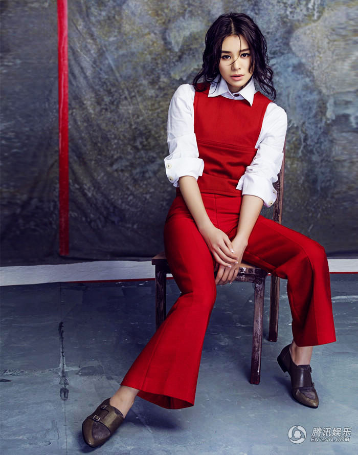 Сянганская звезда Ху Синьэр попала на обложку модного журнала