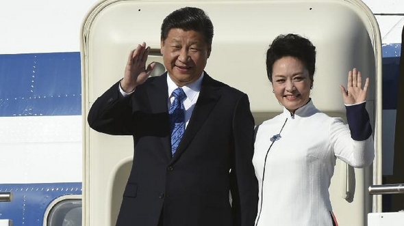 Си Цзиньпин начал свой первый государственный визит в США