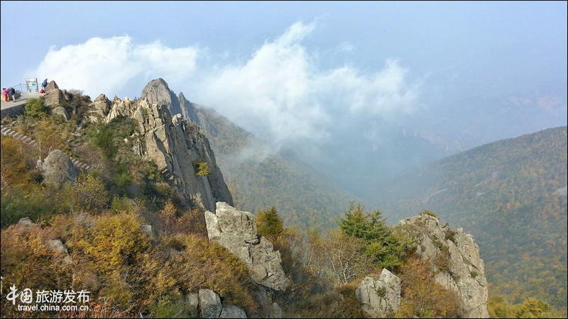 Прекрасные осенние пейзажи на горах Улиншань