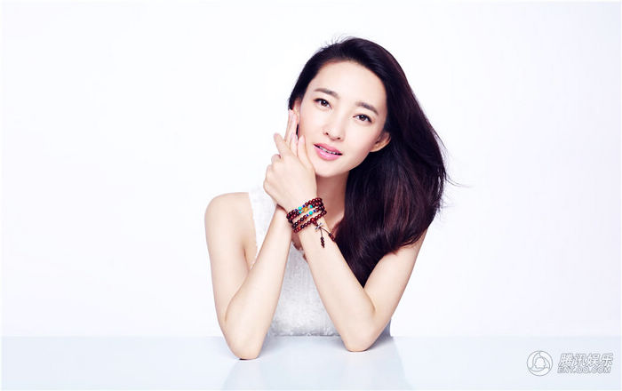 Красотка Ван Ликунь в новой рекламе