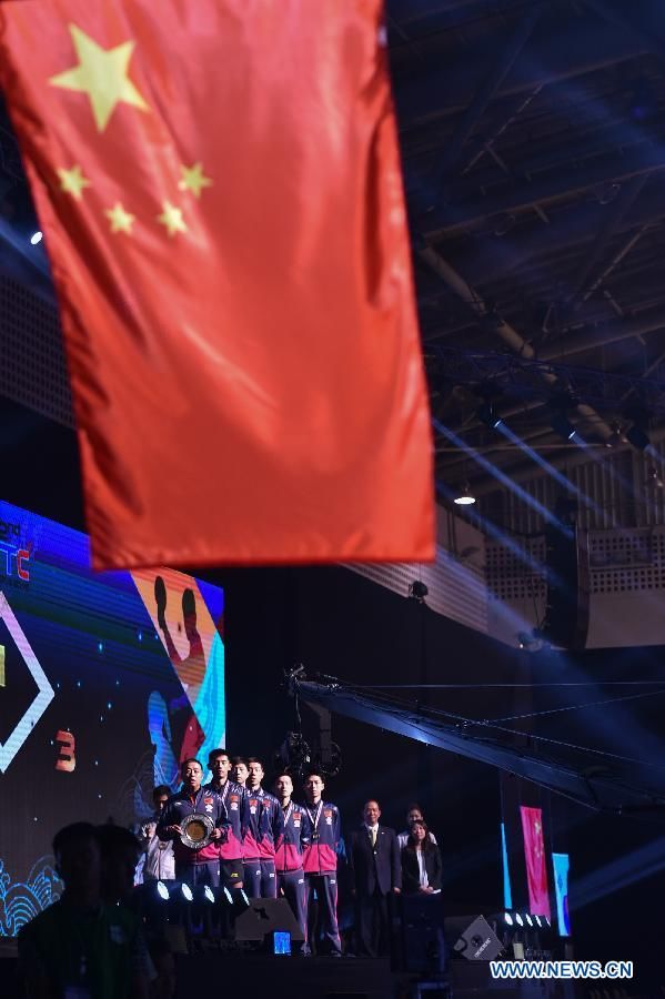 Китайские спортсмены в 9-й раз выиграли мужские командные соревнования на чемпионате Азии по настольному теннису-2015