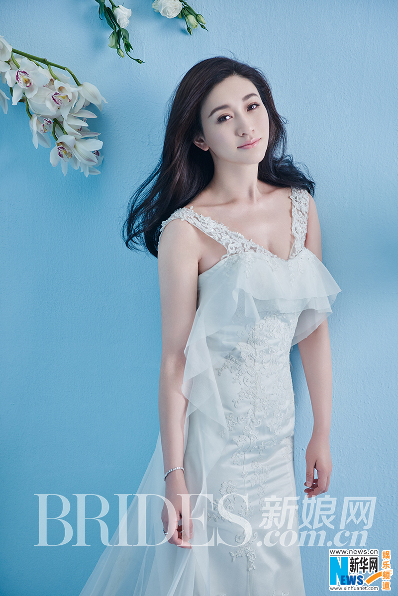 Ли Сяожань в свадебном платье для модного журнала