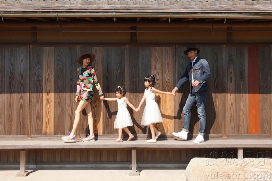 Счастливая семья Лу И и Бао Лэй