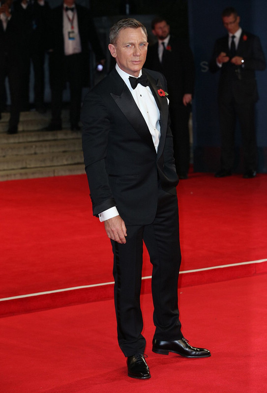 Кейт Миддлтон и принц Уильям присутствовали на премьере фильма «007: Спектр» 