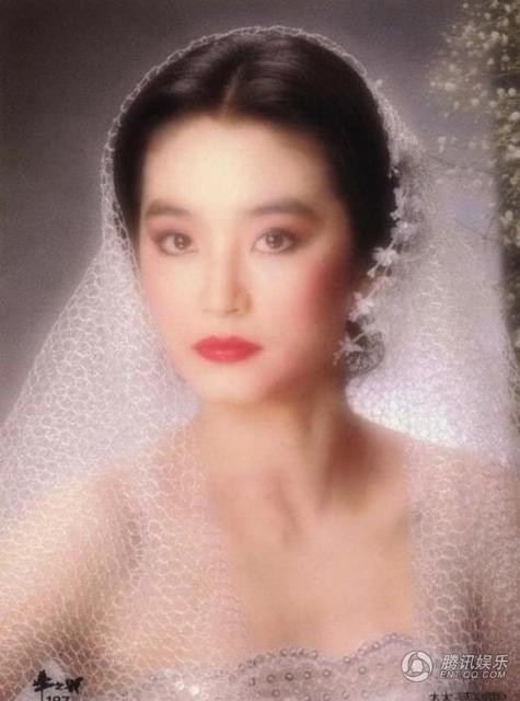 Старые фото красавицы Линь Цинся (20 фото)