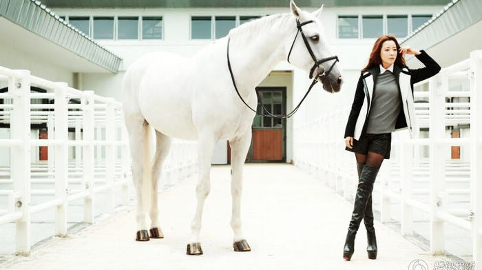 Звезда РК Ким Хи Сун в съемке в новой рекламе