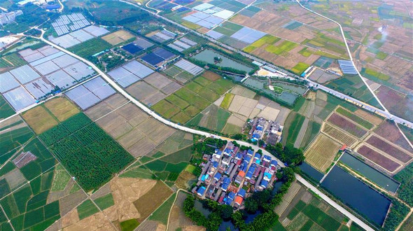 Красочные пейзажи юго-западного Китая с птичьего полета 