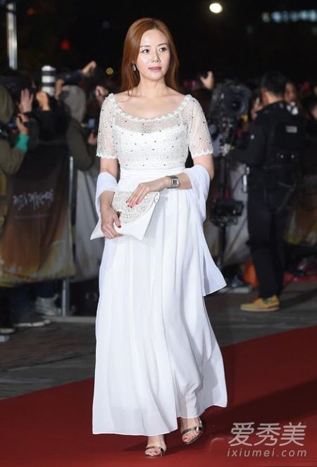 Гао Юаньюань на церемонии вручения Grand Bell Awards