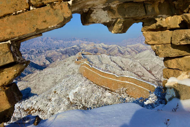 Участок Великой китайской стены Цзиньшаньлин после снегопада