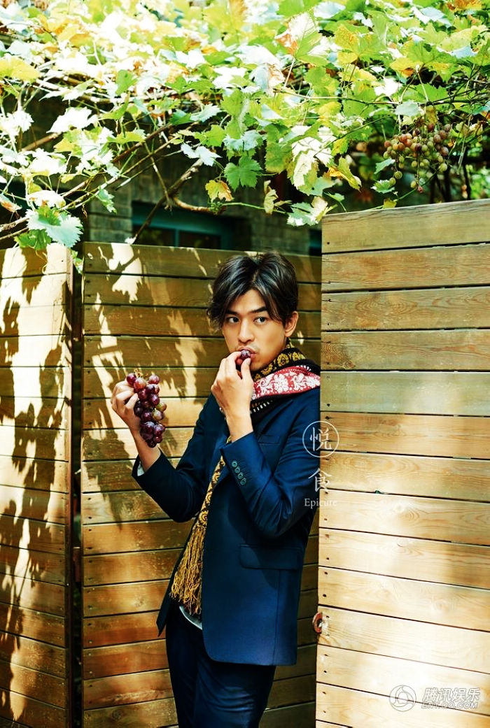 Тайваньский актер Чэнь Босэнь и актриса РК Сон Ё Чжин