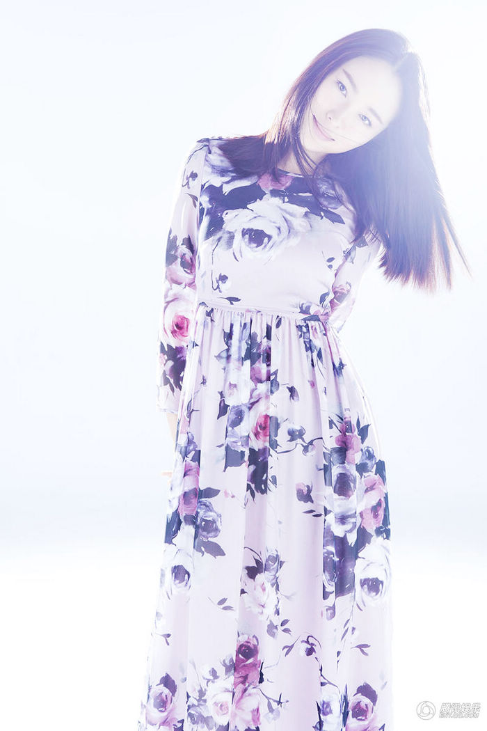 Красотка Цзян Иянь в последних фото