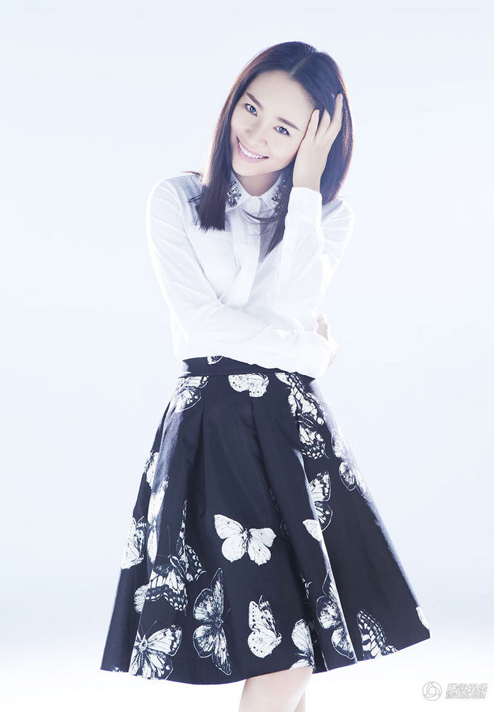 Красотка Цзян Иянь в последних фото