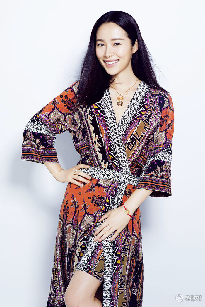 Красотка Цзян Иянь в последних фото