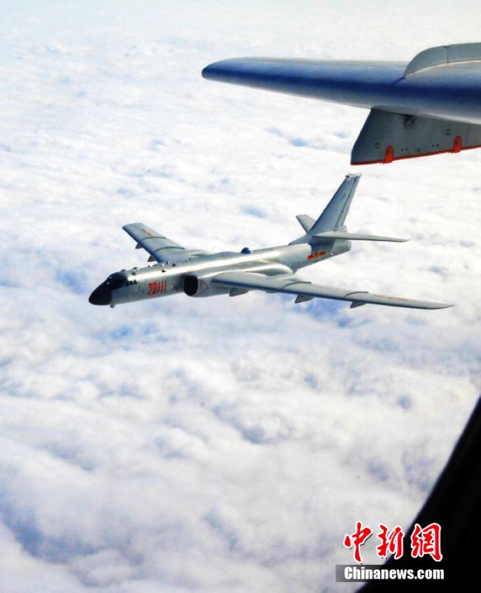 Самолеты ВВС Китая вылетели на тренировку в западную часть Тихого океана