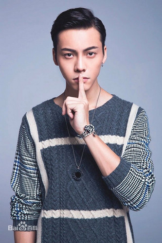 Форбс: топ-10 самых молодых мужчин-знаменитостей в Китае