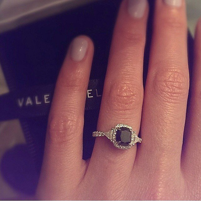 Необыкновенные бриллиантовые кольца в Instagram