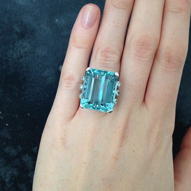 Необыкновенные бриллиантовые кольца в Instagram