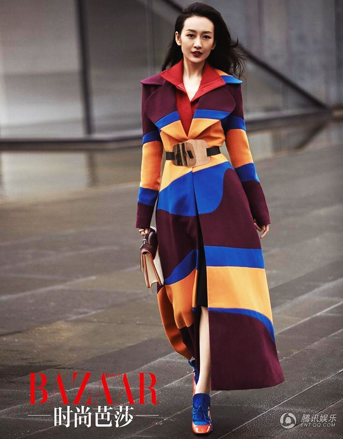Ван Оу попала на обложку модного журнала «BAZZAR»