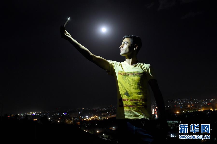 /Годовые фотографии/ Те интересные селфи в 2015 году