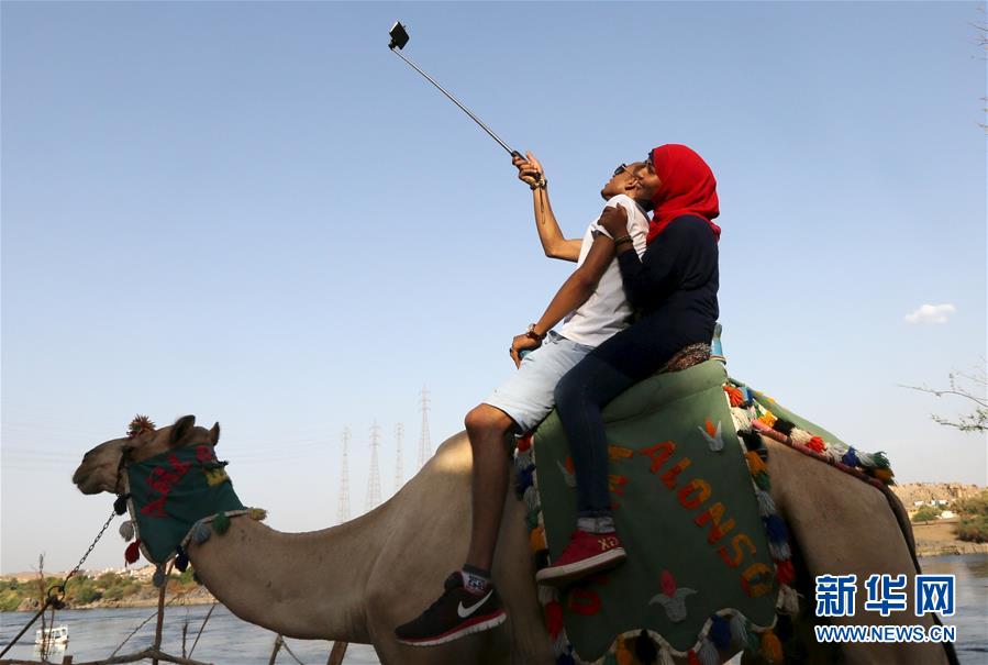 /Годовые фотографии/ Те интересные селфи в 2015 году