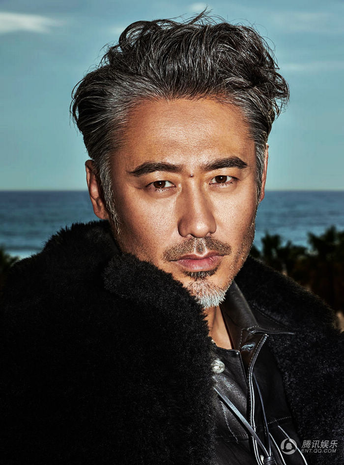 Fashion-персона У Сюбо в новогодних фото