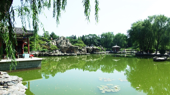 Парк Храма Солнца в Пекине