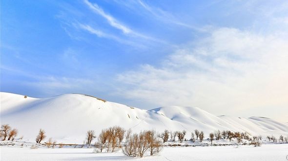 Живописные зимние пейзажи пустыни Такла-Макан, СУАР