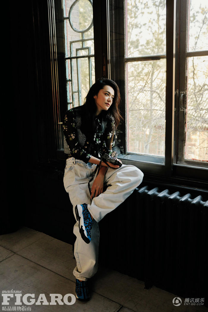 Известная звезда Китая Яо Чэнь