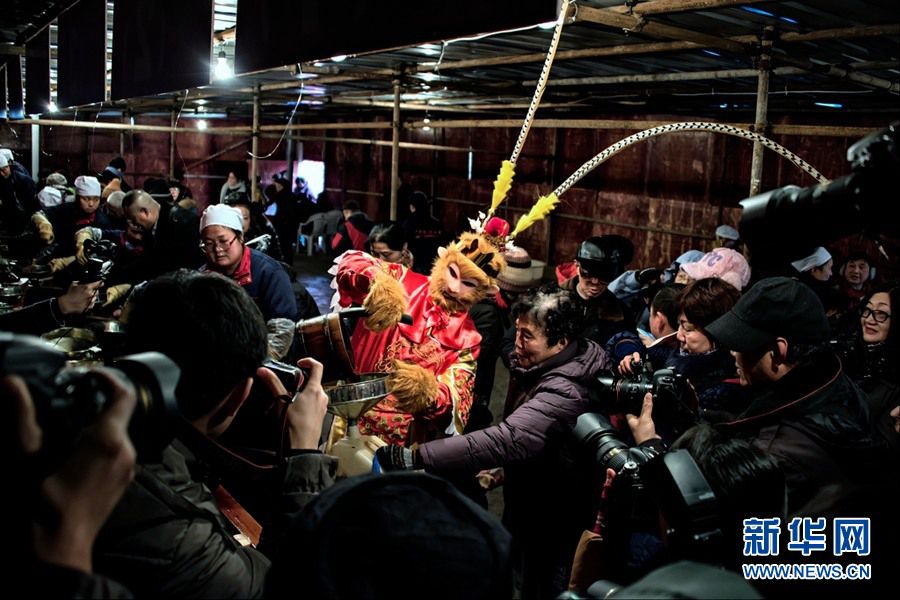 С приближением китайского Нового года во всей стране воцаряется настоящая атмосфера праздника