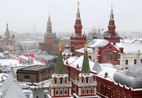 'Полетим в Россию и насладимся зимой' - все больше китайцев предпочитают проводить праздник Весны в России