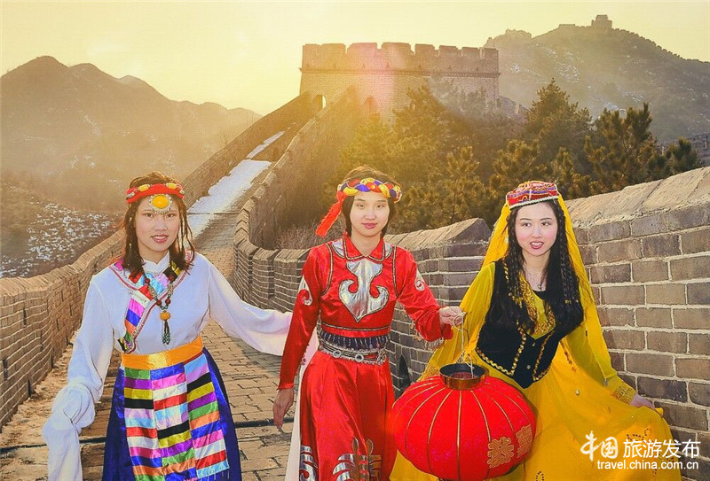 Фото: Красавицы на Великой китайской стене