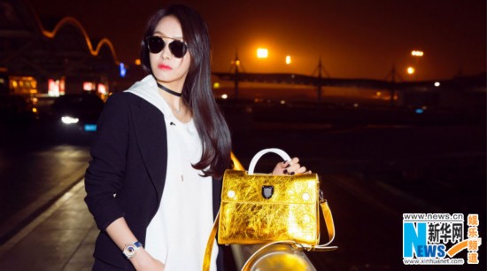 Красавица Сун Цянь отправилась на Неделю моды в Париже