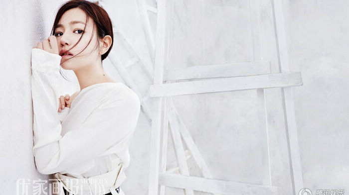 Тайваньская звезда Чэнь Яньси попала на обложку модного журнала