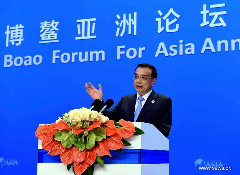 На Боаоском азиатском форуме Ли Кэцян выразил глубокую скорбь по жертвам при взрывах в Брюсселе