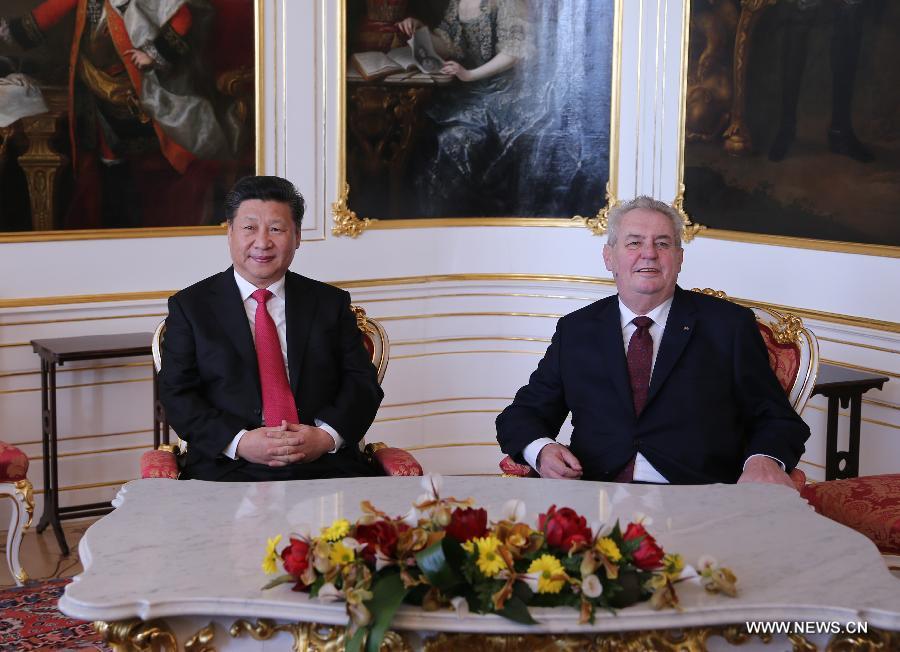 Главы Китая и Чехии договорились о повышении двусторонних отношений до уровня стратегического партнерства.