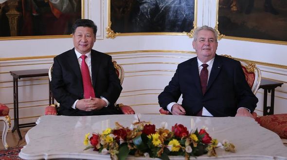 Си Цзиньпин и М.Земан заявили об установлении отношений стратегического партнерства между Китаем и Чехией