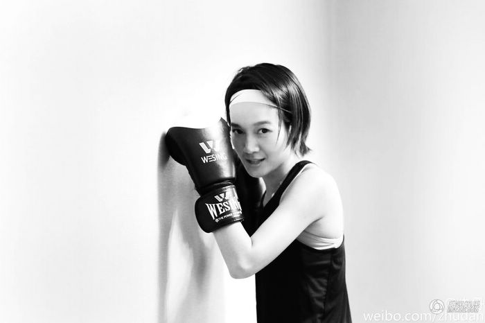 Телеведущая Чжу Дань