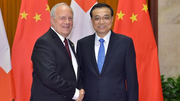 Ли Кэцян встретился с президентом Швейцарии