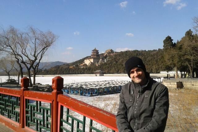 Француз Флориан Жилле: обосновался в Пекине из-за китайской культуры и любви после того как три раза приезжал в Китай