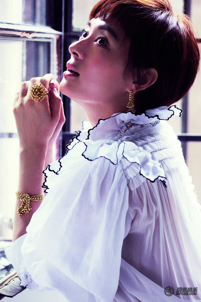 Телезвезда Сунь Ли попала на сингапурский модный журнал «Icon»