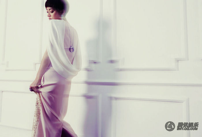 Телезвезда Сунь Ли попала на сингапурский модный журнал «Icon»