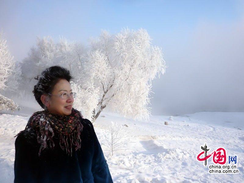 Знаменитый пейзаж Цзилиня – изморозь на деревьях в родных краях тетушки Сюй.