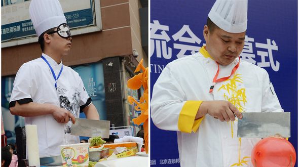 Соревнования между китайскими поварами: кто умеет тонко резать мясо на своем бедре и на воздушном шаре?